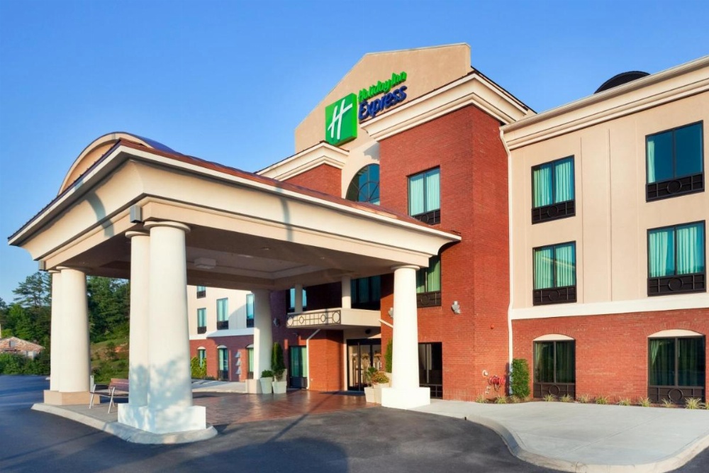 Holiday Inn Express Hotel & Suites Harriman Image 10