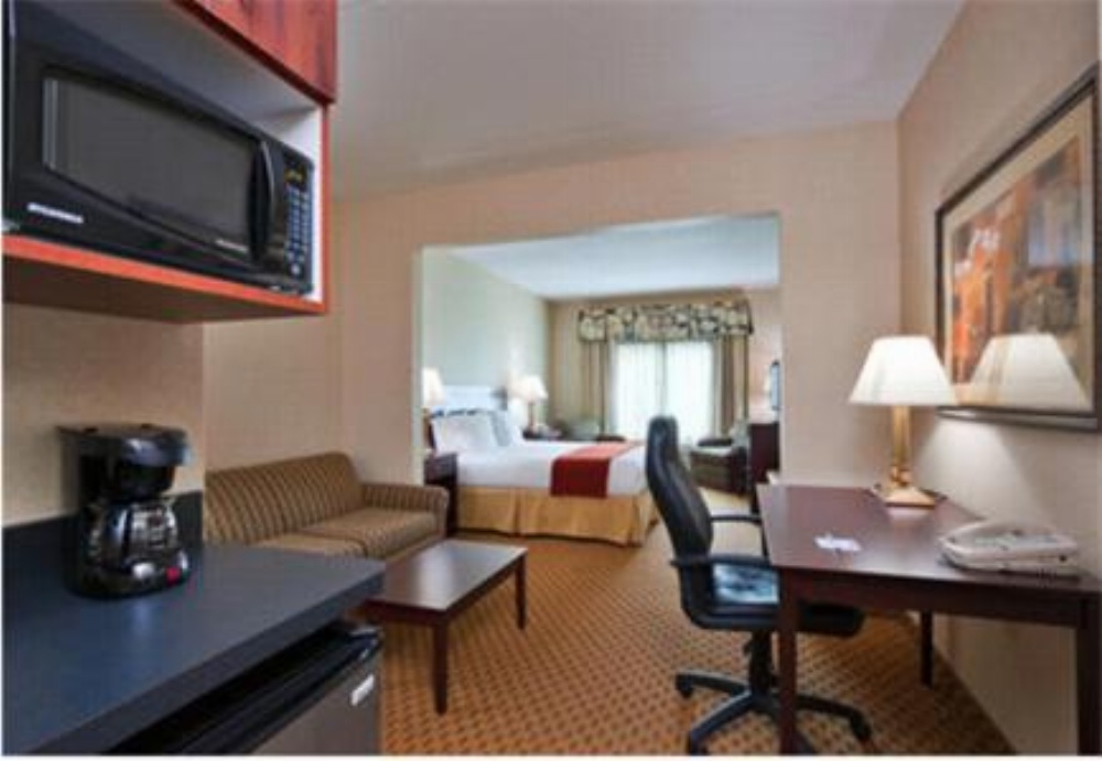 Holiday Inn Express Hotel & Suites Harriman Image 33